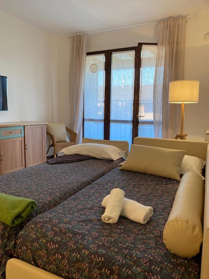 Casa Vittoria Apartment Sirmione Exterior photo